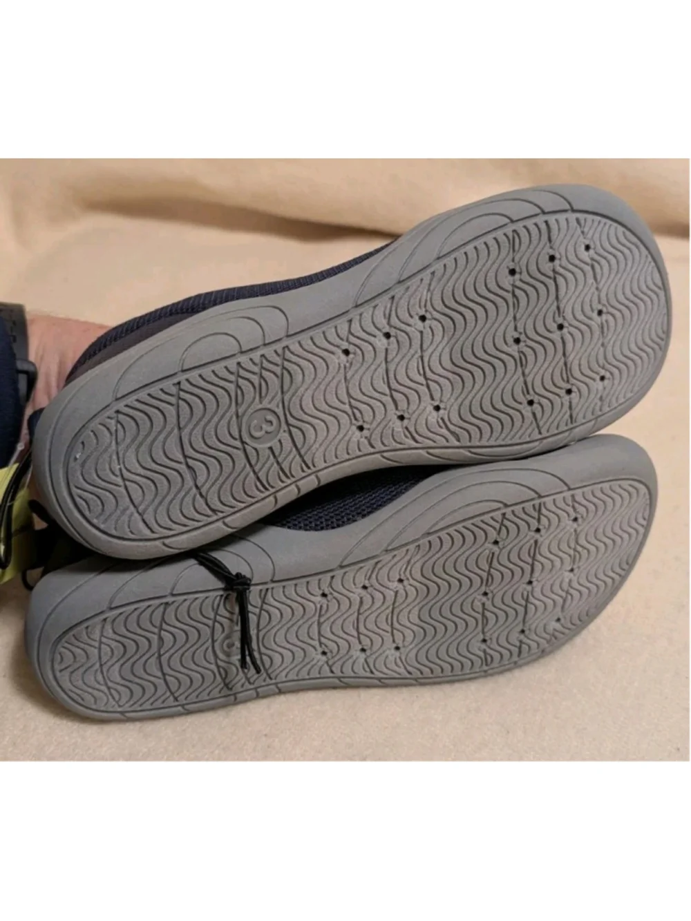 Berkley Water Shoes All in Motion Navy Blue Size 3 Kids F28